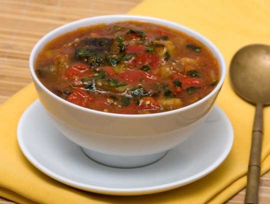 Нежный овощной суп с баклажанами