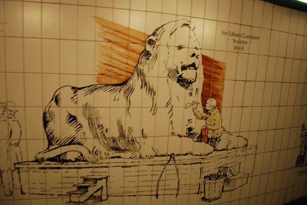 Живописные стены лондонского метро.