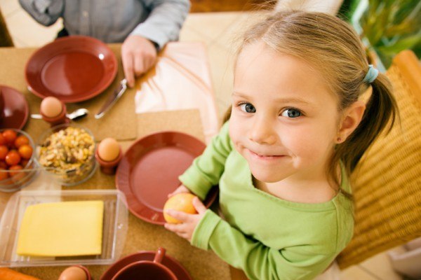 Какие продукты включить в меню ребенка, чтобы он меньше болел?