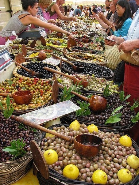 Рынок в Сен-Реми-де-Прованс, Франция
