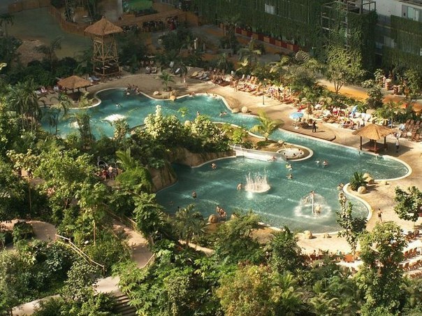 Тропический курорт в Германии, Бранденбург. 5,5 млн кубометров искусственных тропиков.