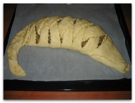 Мясной пирог "Крокодил"