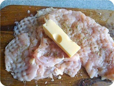 Нескучная грудка (куриная грудка с сыром в сухарях)