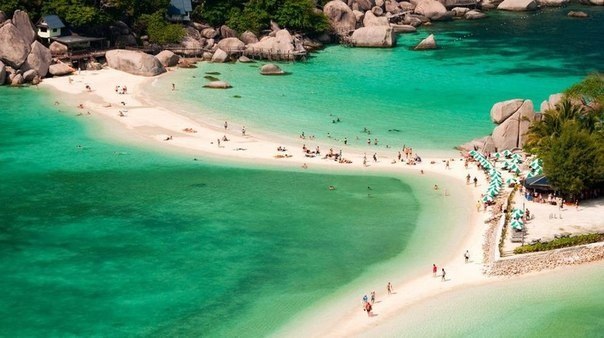 Остров Тао, Таиланд. Находится недалеко от острова Самуи. В переводе с тайского языка означает «Остров Черепах».