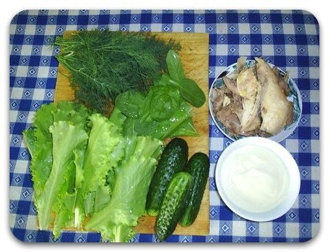 Куриный салат с зеленью