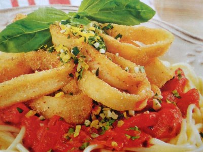 Рецепт - спагетти с кальмарами в томатном соусе с гремолатой 
