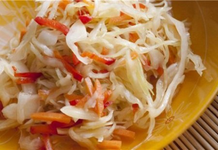 Рецепт салата из капусты «Закусочный»