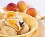 Рецепт - кнедлики с абрикосами и пряным сиропом 
