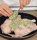 Рецепт - цыплята-гриль с соусом из свекольной ботвы 