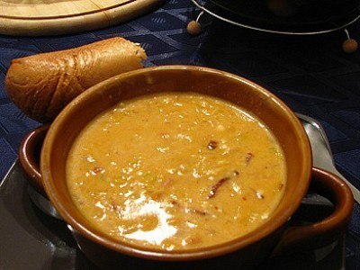 Сырный суп-пюре с гренками