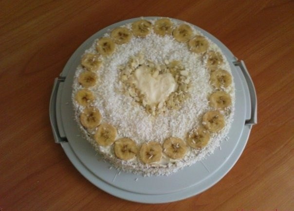 Торт  Снежное сердце”.