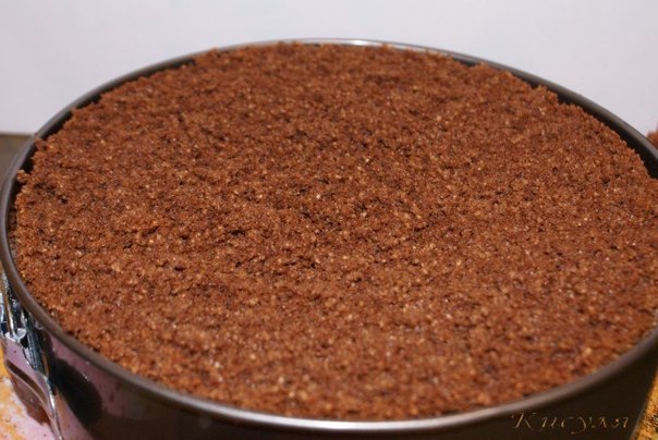 Шоколадно-гречневый торт с карамельно-цитрусовым кремом 