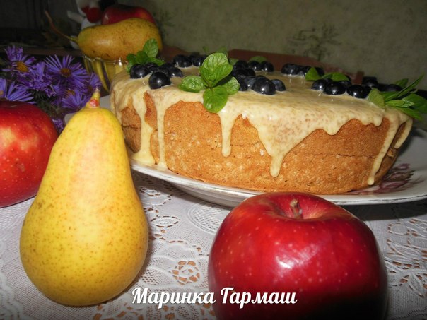Тортик грушево-яблочный с ванильным творогом и сметанным кремом.