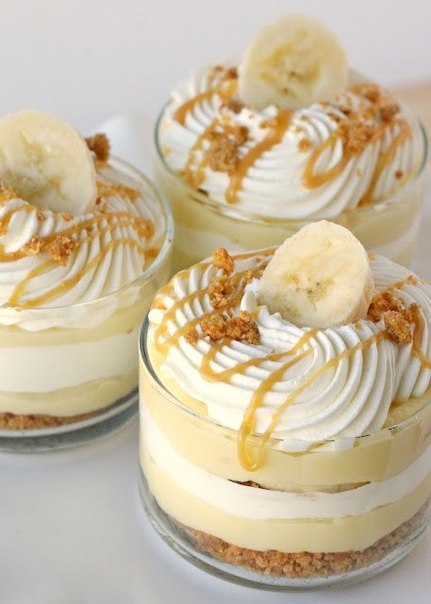 Бананово-карамельный десерт с кремом!
