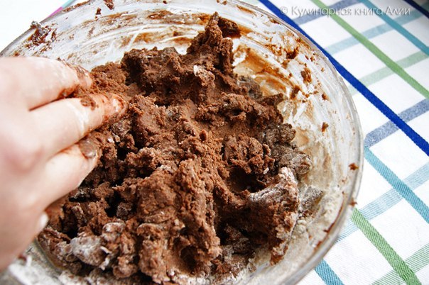 Шоколадное печенье с кокосовым кремом