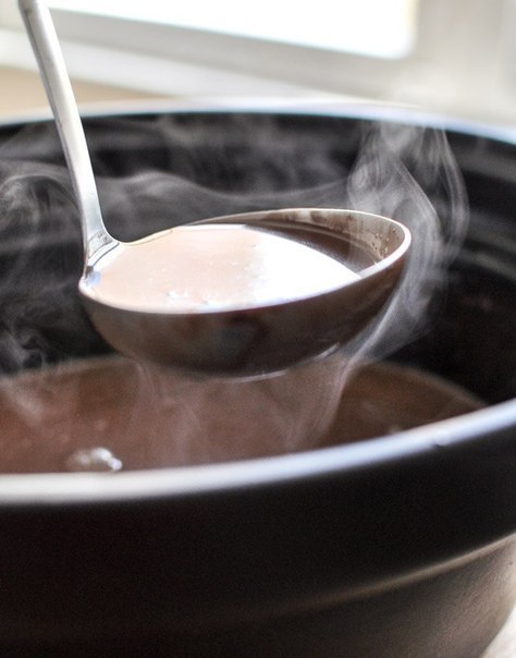 Кокосовый горячий шоколад.