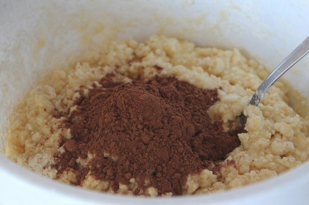 Рецепт шоколадного пирога с вишней и какао