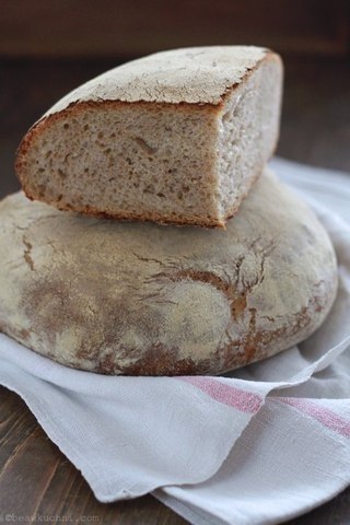 Румяный домашний хлеб