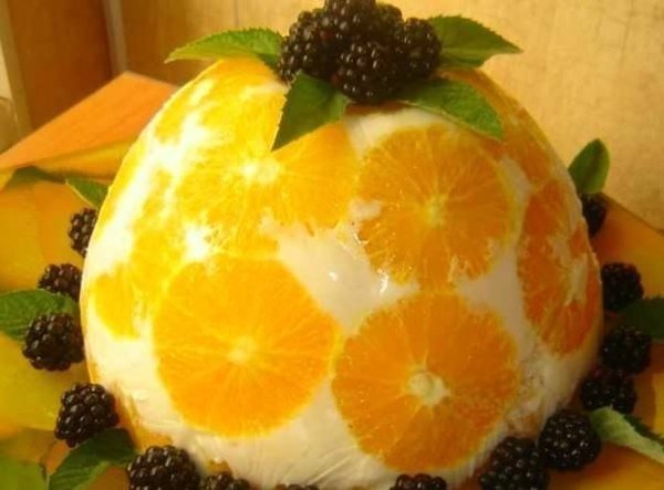 Желейный торт "Апельсины в йогурте ".