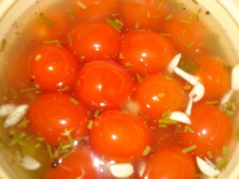 "Быстрое" ассорти - помидоры с огурцами